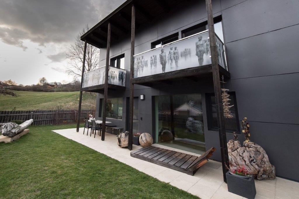 BVH-Fam.Lang Virgen - Balkonfüllungen - Produkt Acrylglas opal 10 mm